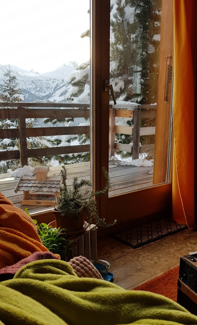 Chalet cocooning, l'hiver devant le feu de cheminée